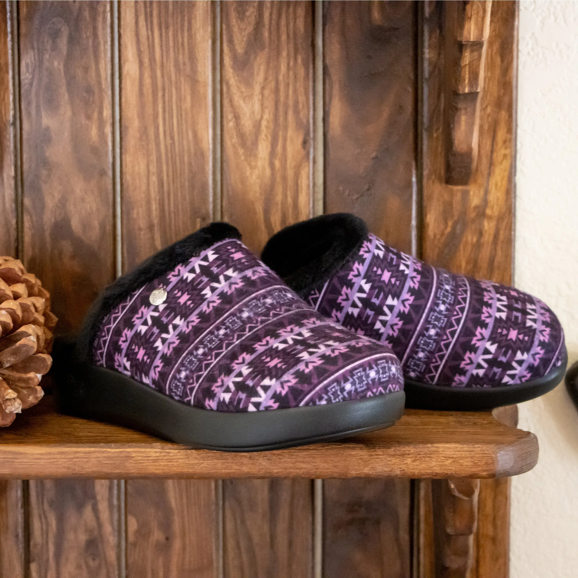 Comfee Santa Fe Berry Slipper