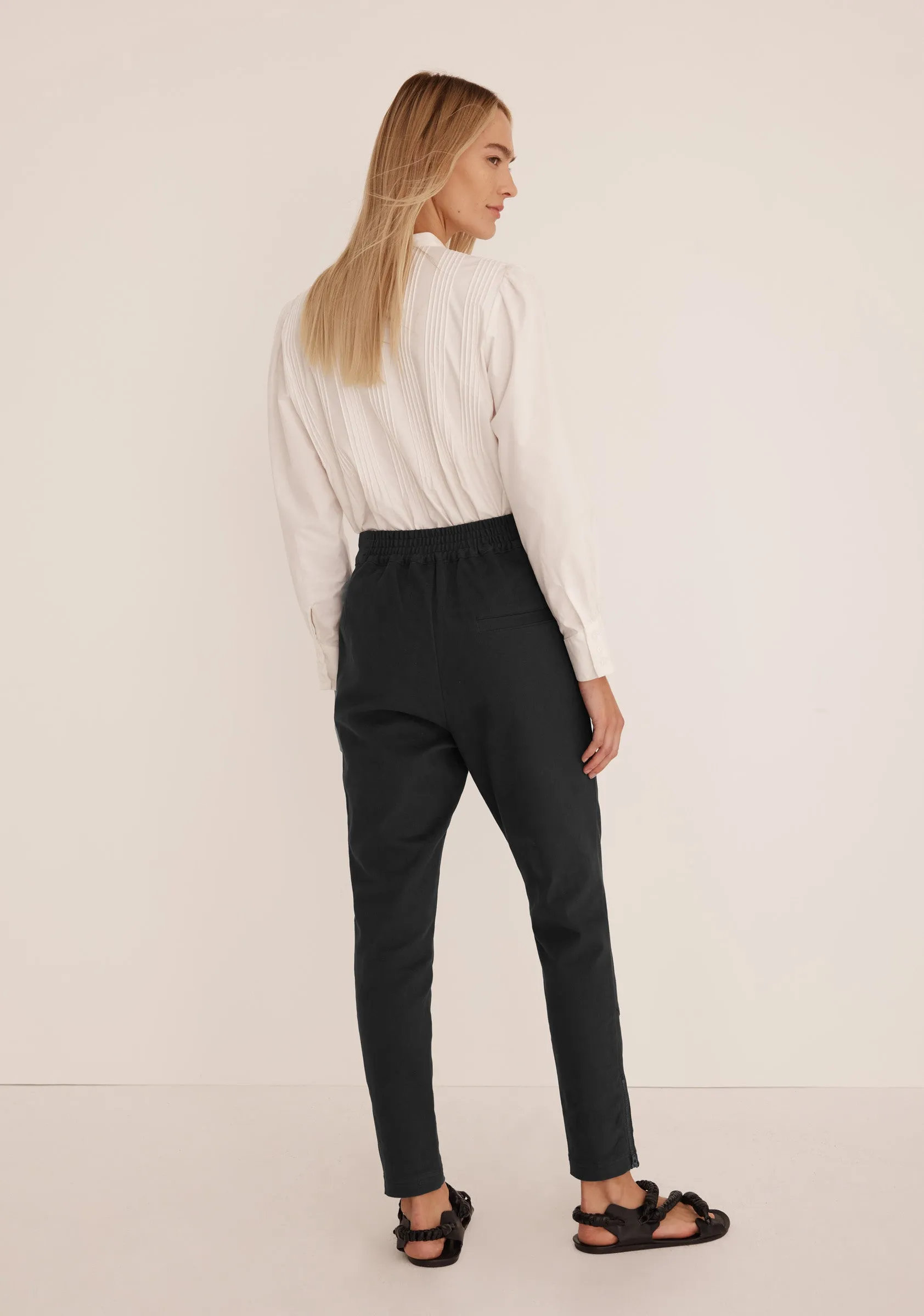 Leo Pant_Black