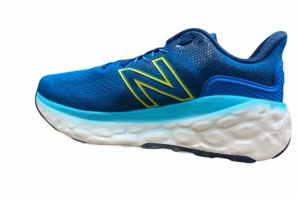 New Balance men's running shoe Fresh Foam More v3 MMORLV3