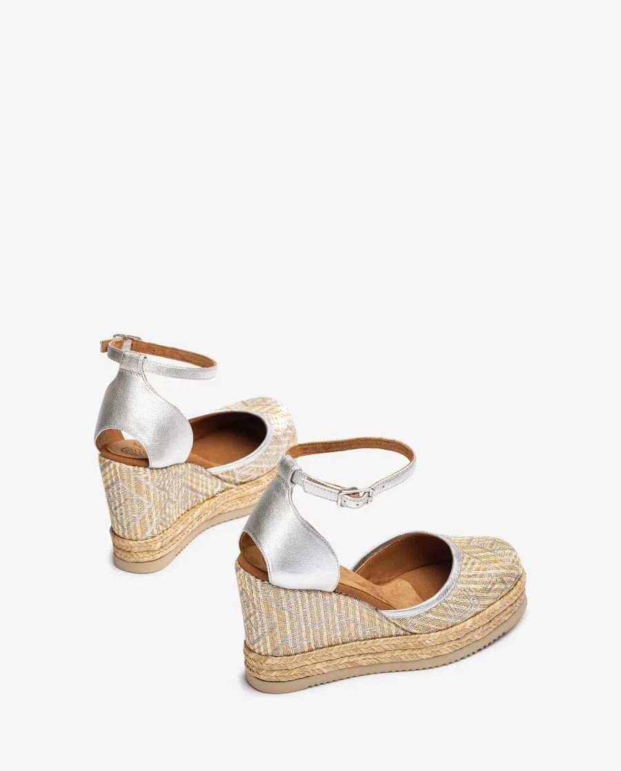 UNISA CAMEO ESPADRILLE SILVER WEDGE