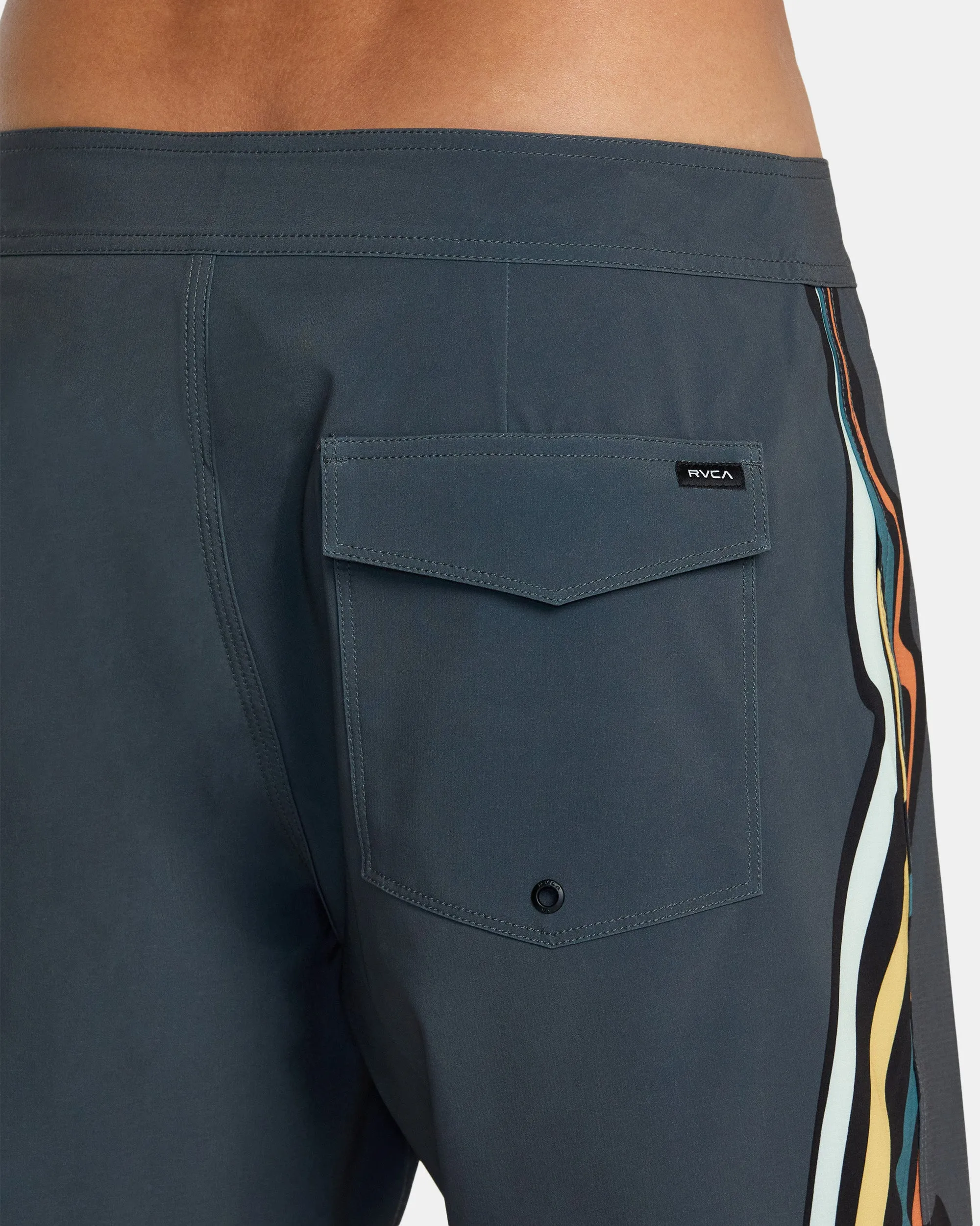 VA 19 Boardshorts - Black Multi