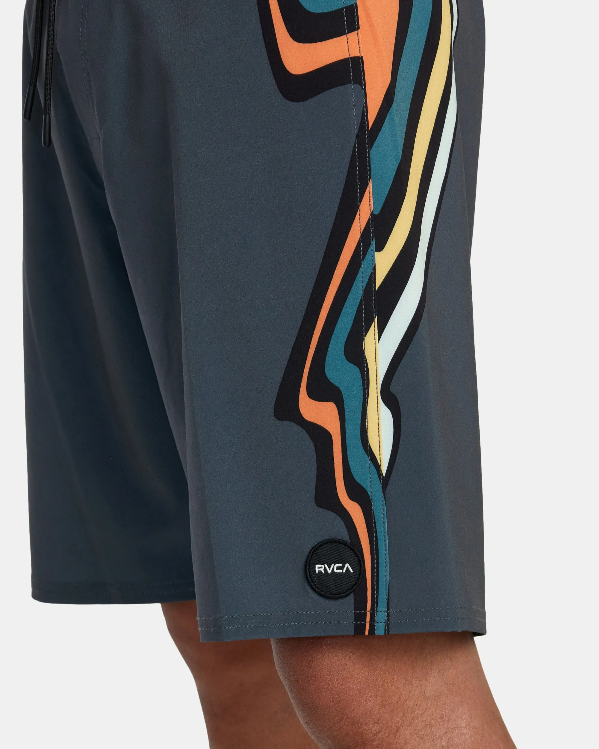 VA 19 Boardshorts - Black Multi